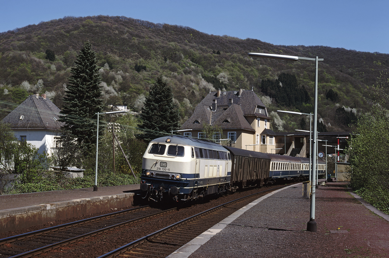 https://tscharn-rs.de/exAbload/1988.04.23-09-25dausew5j2v.jpg